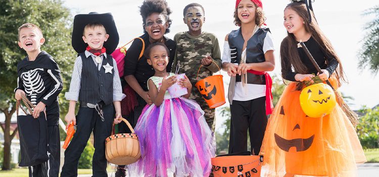 Fall Events at Klyde Warren Park Kids dressed up