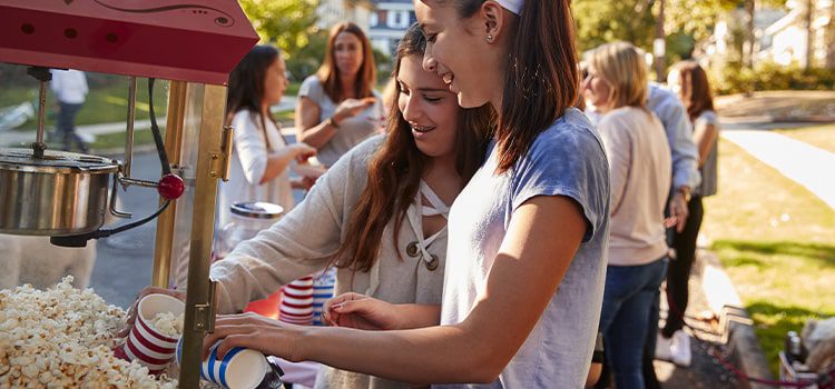 Neighborhood outdoor movie events
